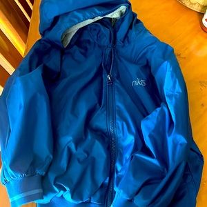 Nike light layer coat